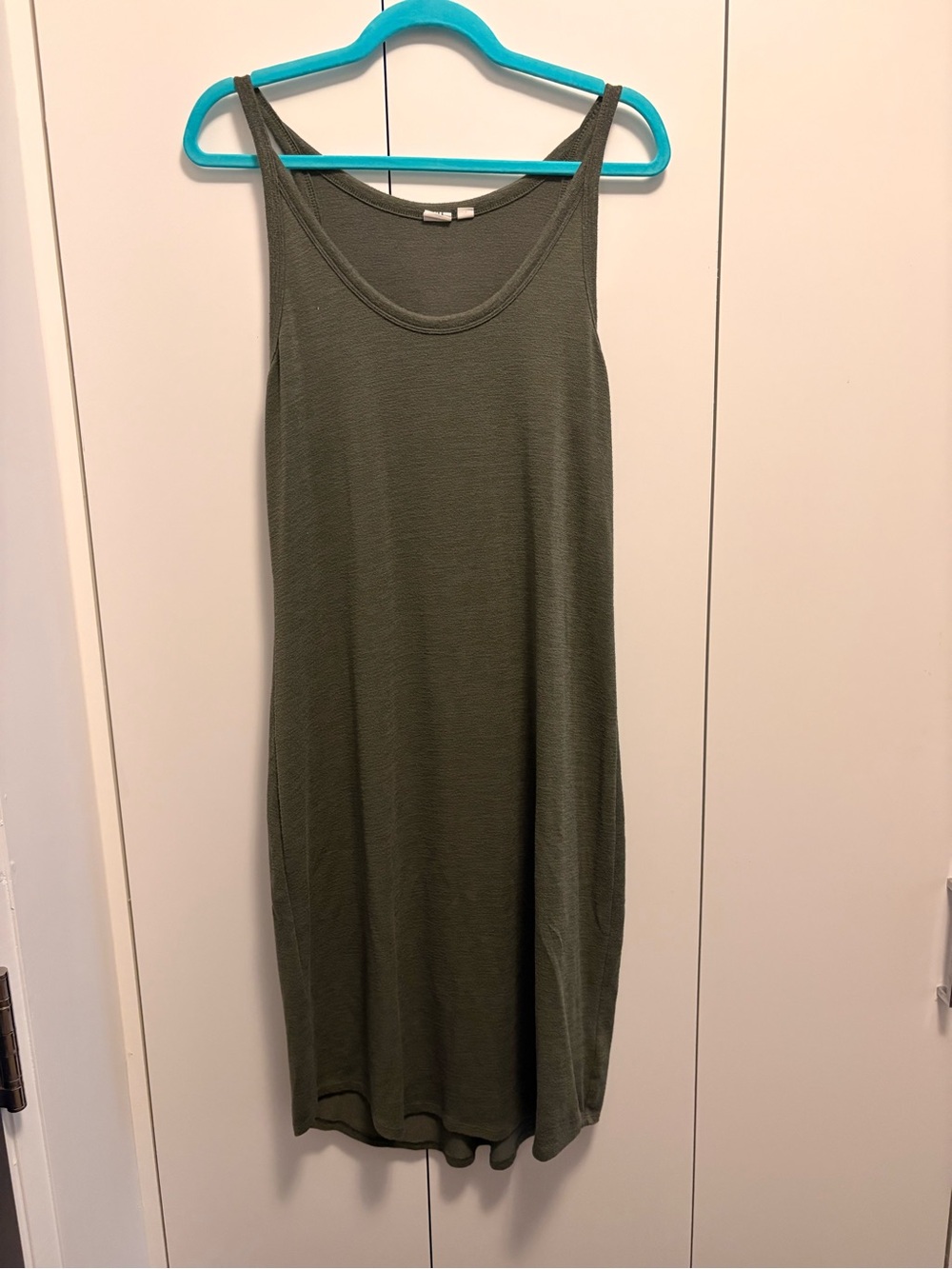 Women's Olive Tank Bodycon Dress - Casual Scoop Neck